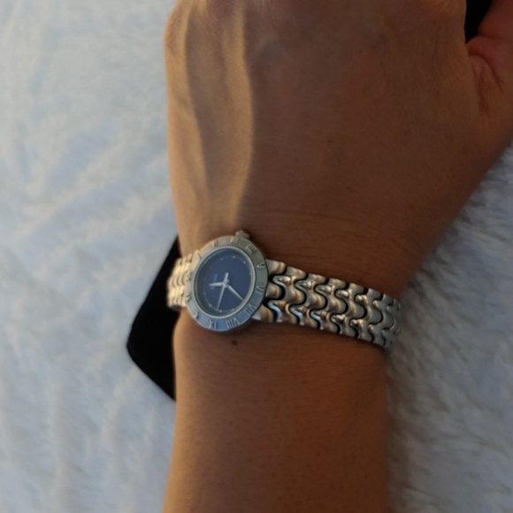 Bulova Women's Stainless Steel Blue Dial Watch with 7 Inch Link Band - Picture 7 of 13